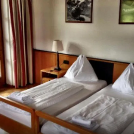 St. Florian - ホテル