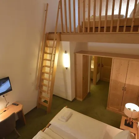 Hotell St. Florian - 3*
